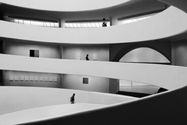 Černobílé fotky na iPhonu často působí ploše. Tohle jim chybí